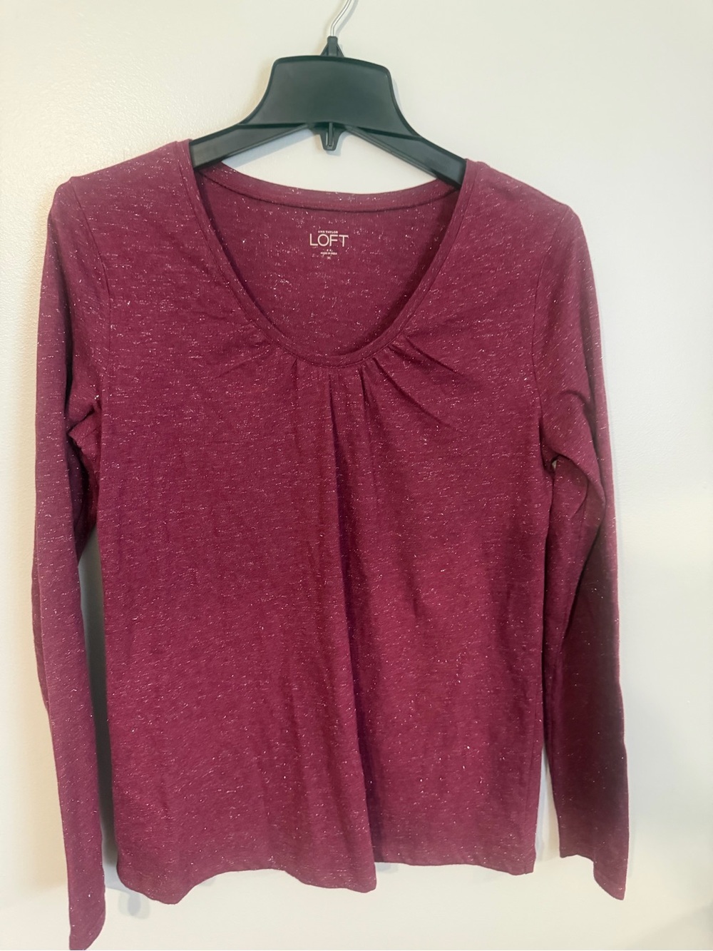 LOFT Pink Long-Sleeve Scoop Neck metallic accent top size medium
